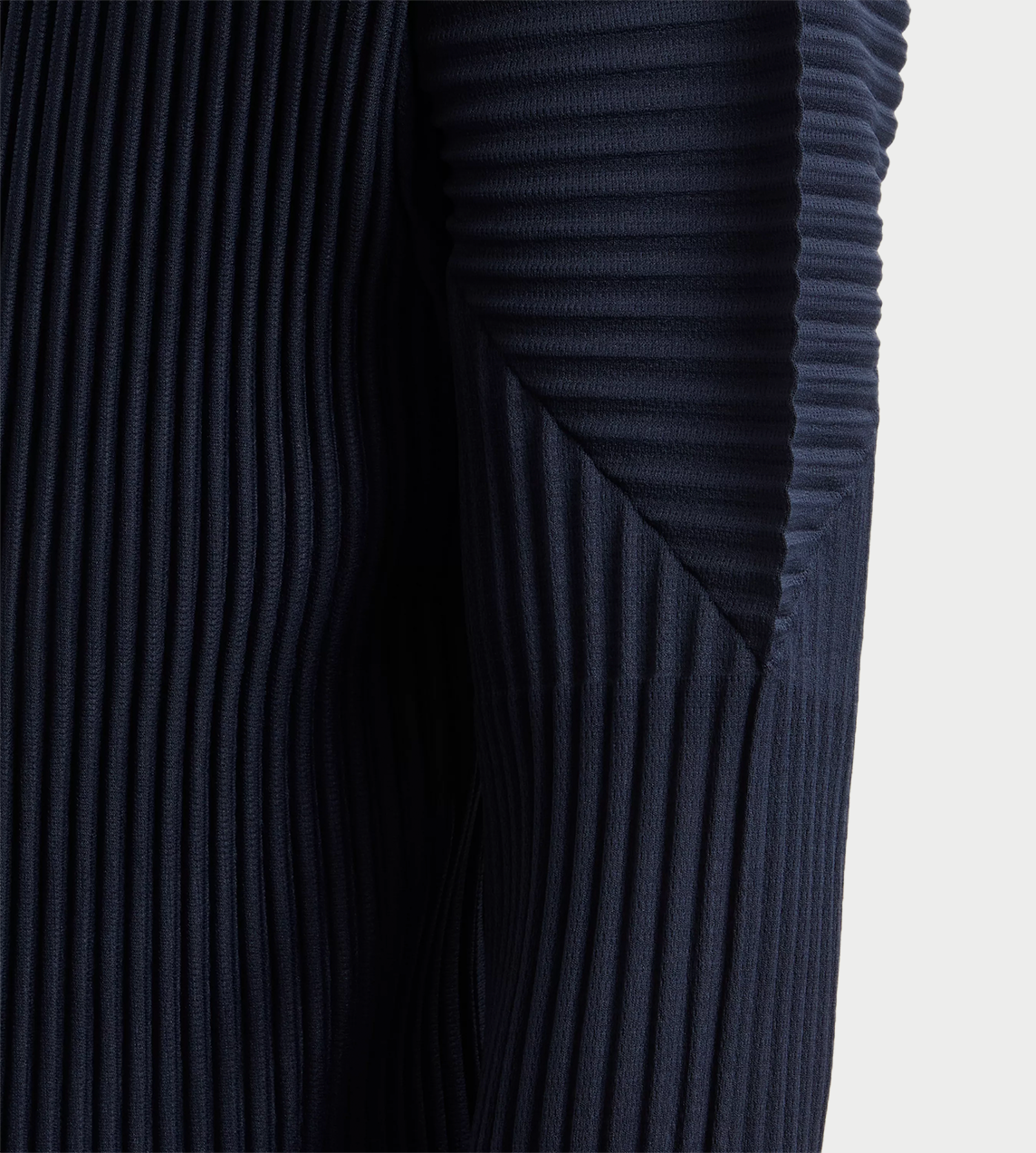 Homme Plisse Issey Miyake - Basic Pleated Turtleneck Navy