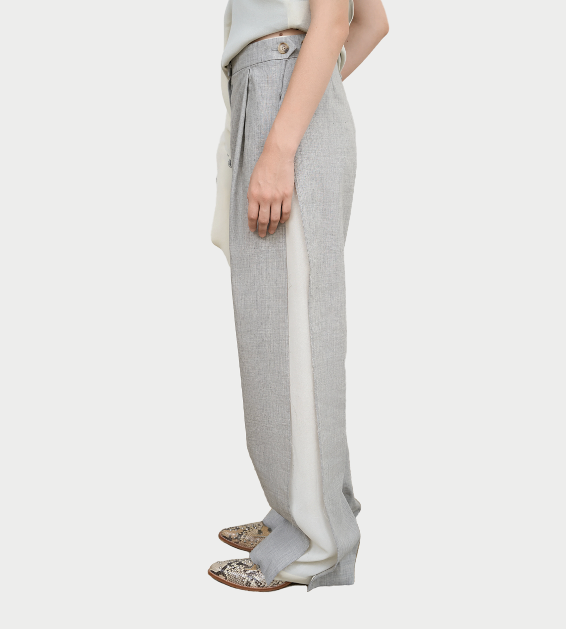 Pants With Frayed-Edge Side Stripes Grey