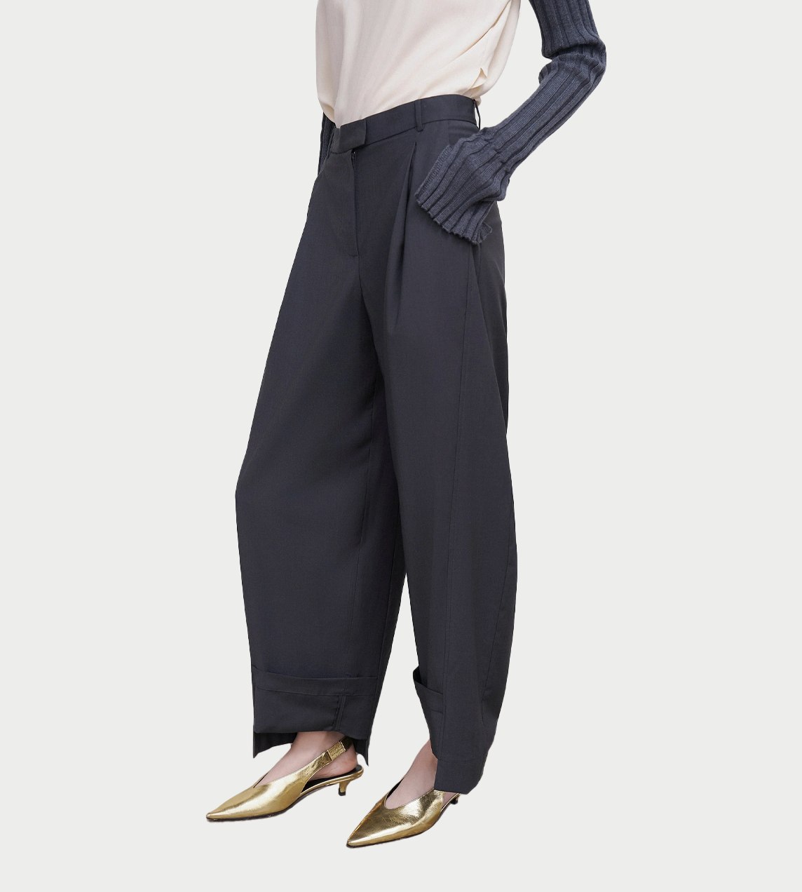 LITKOVSKA - Pleated Barrel-Leg Pants In Grey