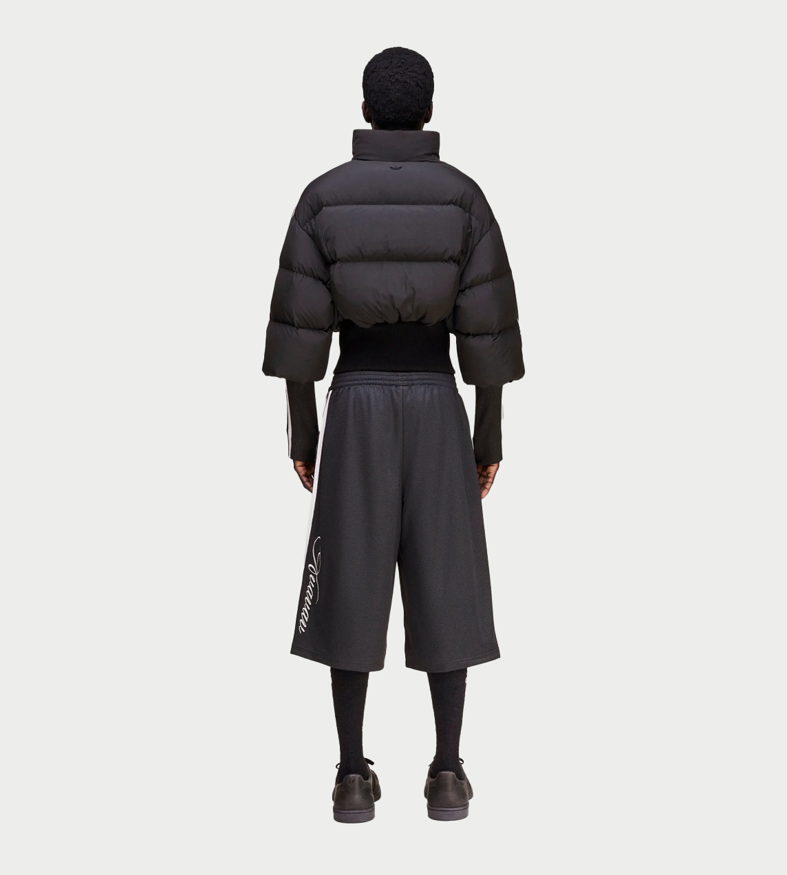 Avavav Shorts Carbon