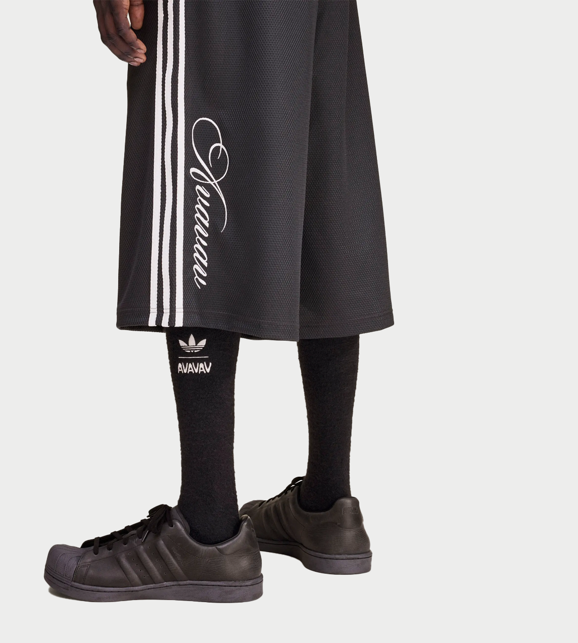 Avavav Shorts Carbon