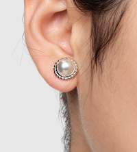 YVMIN - Double Ball Pearl Earring Silver