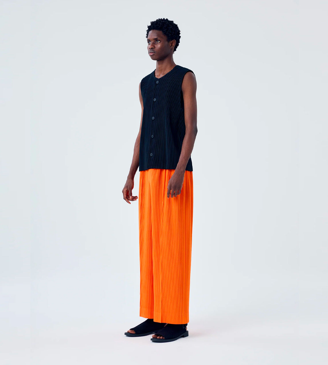 Homme Plisse Issey Miyake - Round Neck Vest Blk