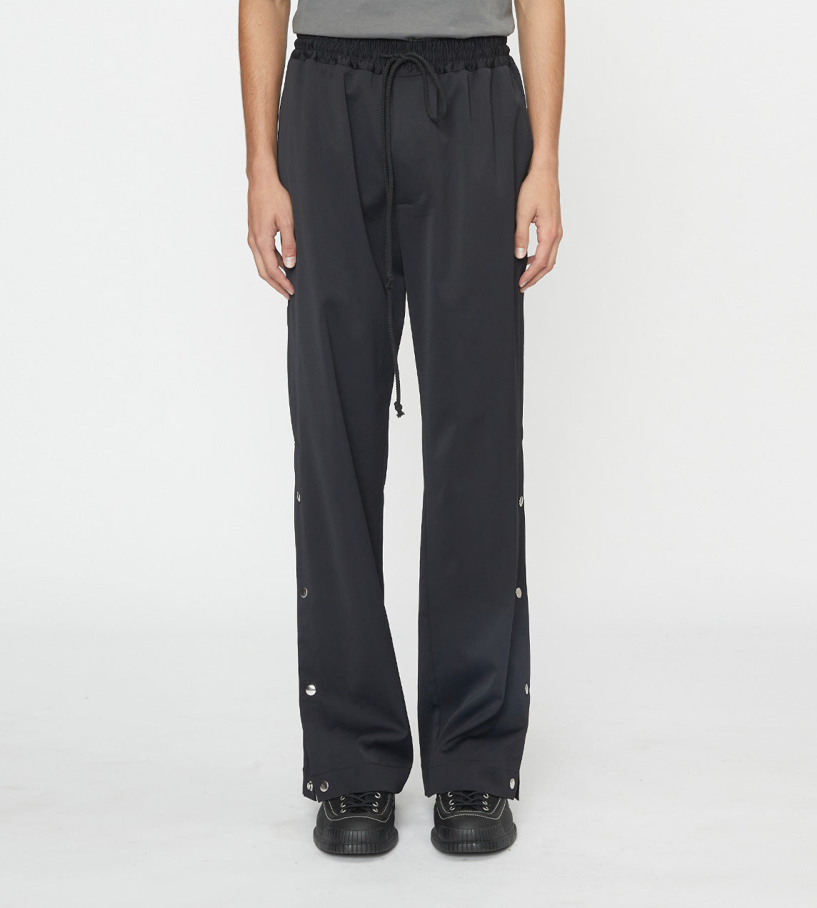 Song For The Mute - Studded Track Pant Black – WDLT117