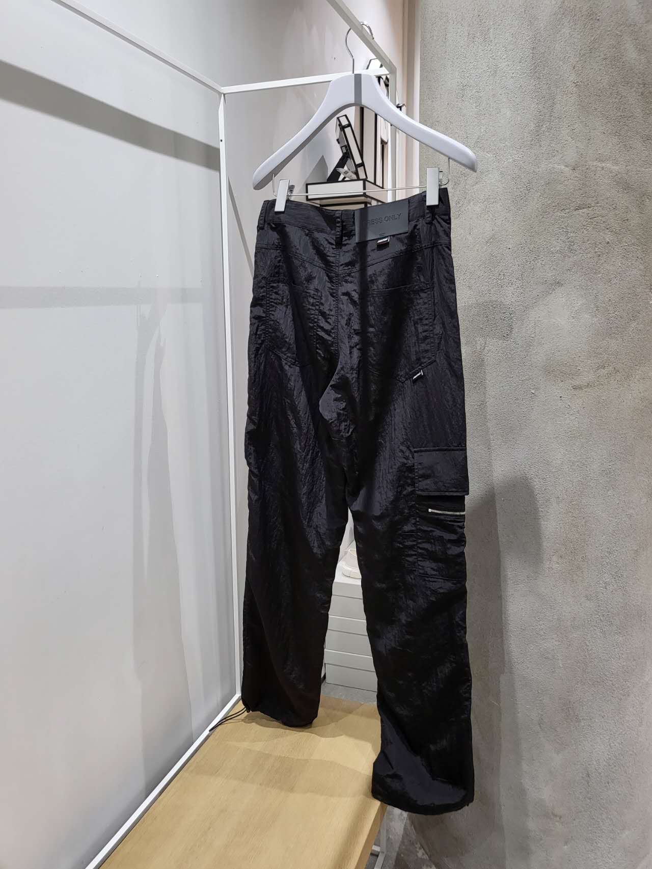 Youser - Asymmetric Zip Track Cargo Pants