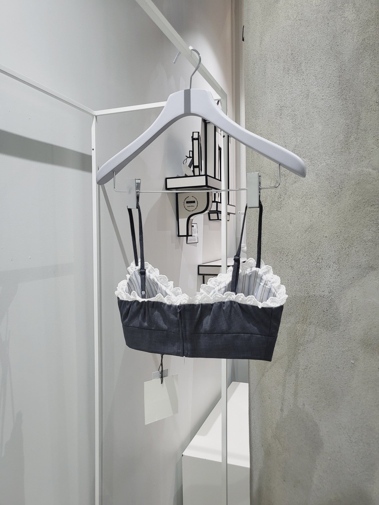 ShuShu/Tong - Lace Bralette Grey