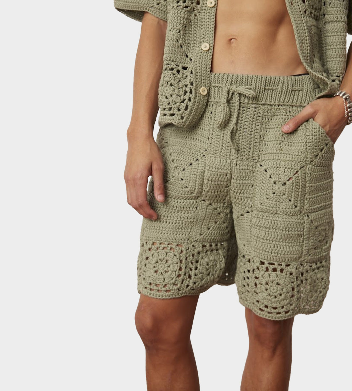 Carbone - Solid Crochet Short Green