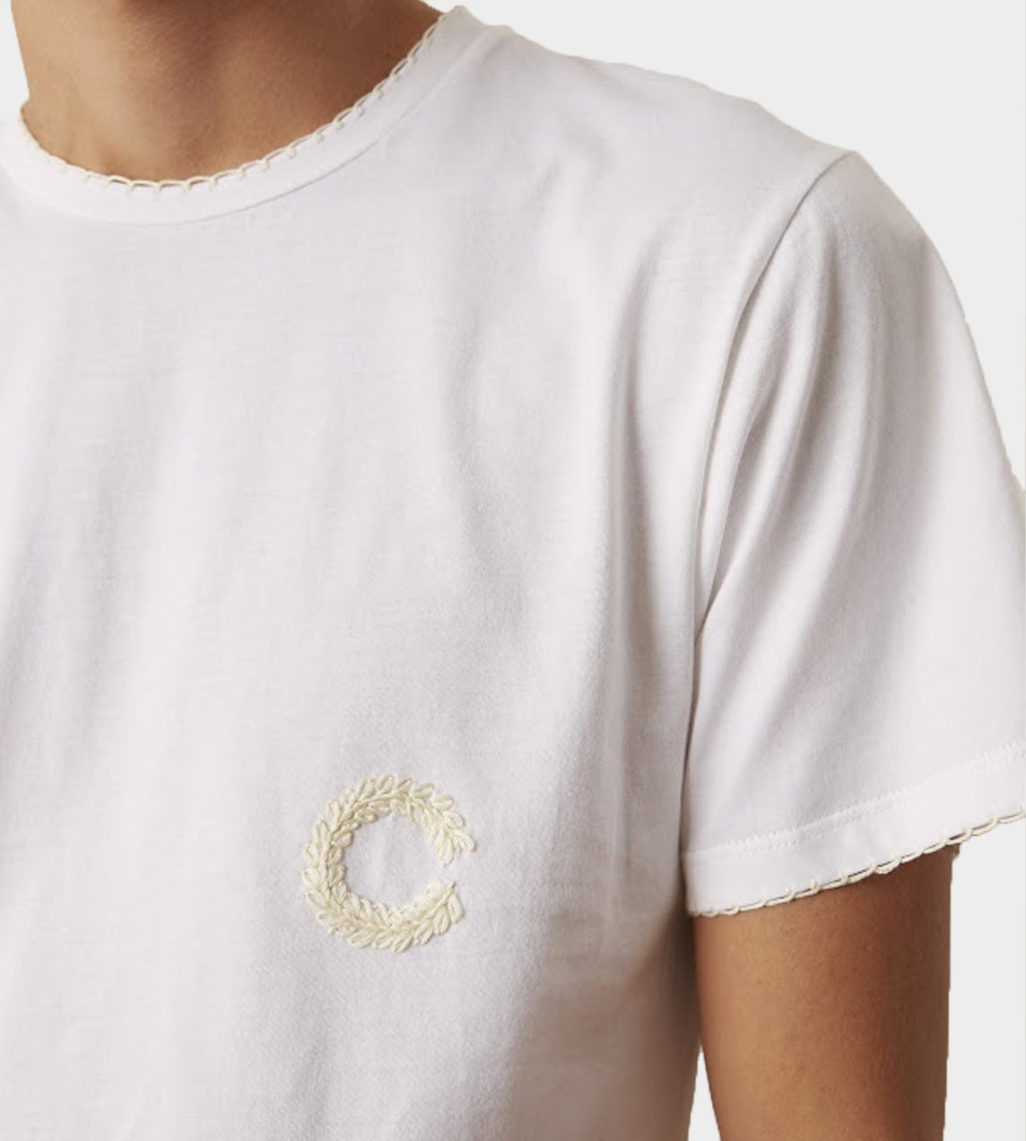 Carbone - Embroidered "C" T-Shirt Off White