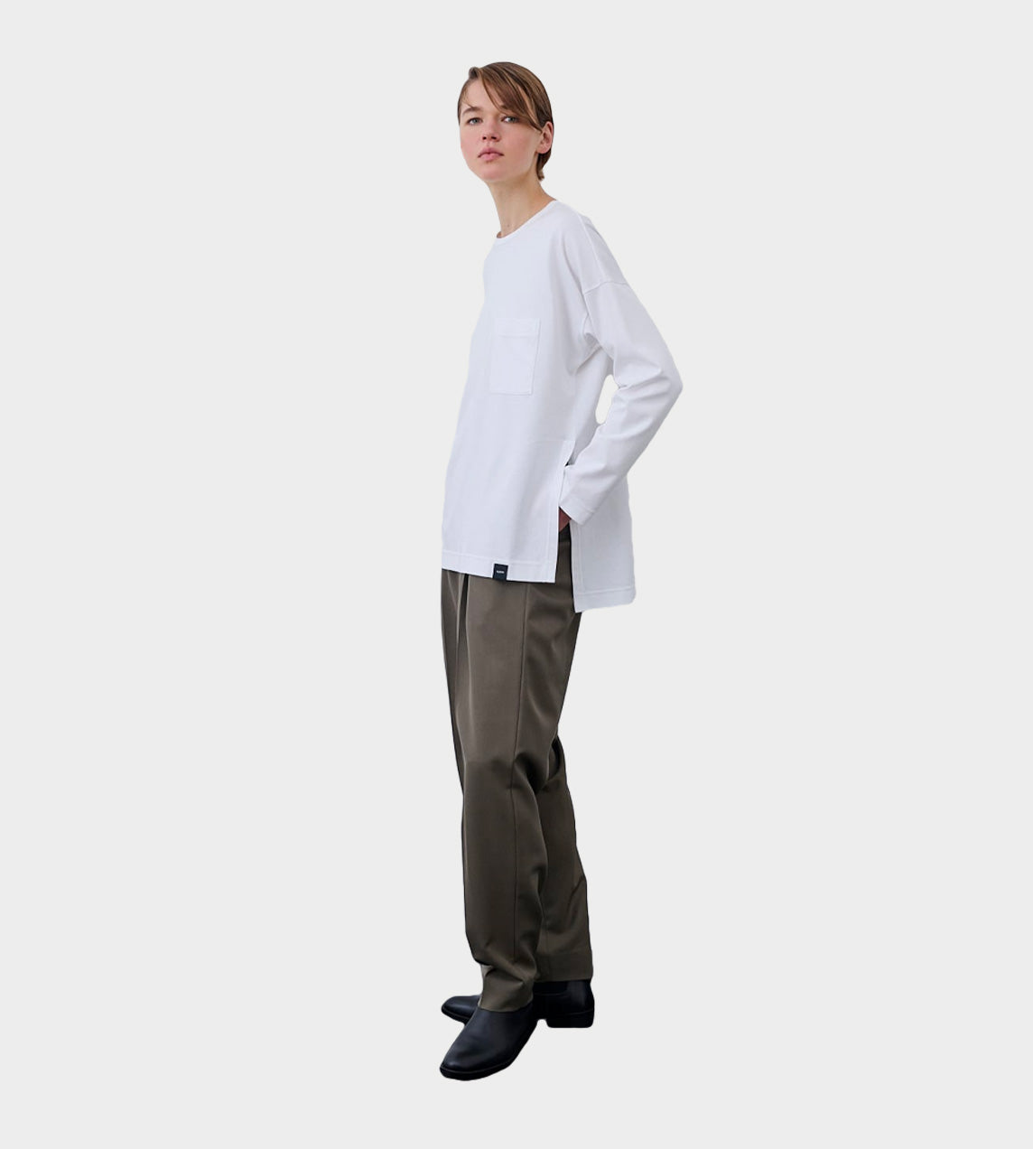 UJOH - Crewneck L/S Tee White