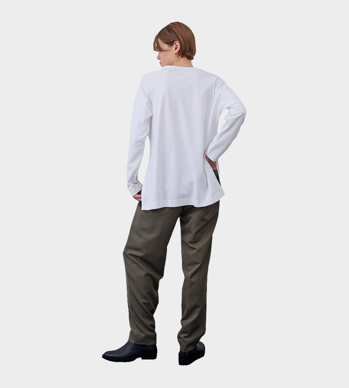 UJOH - Crewneck L/S Tee White