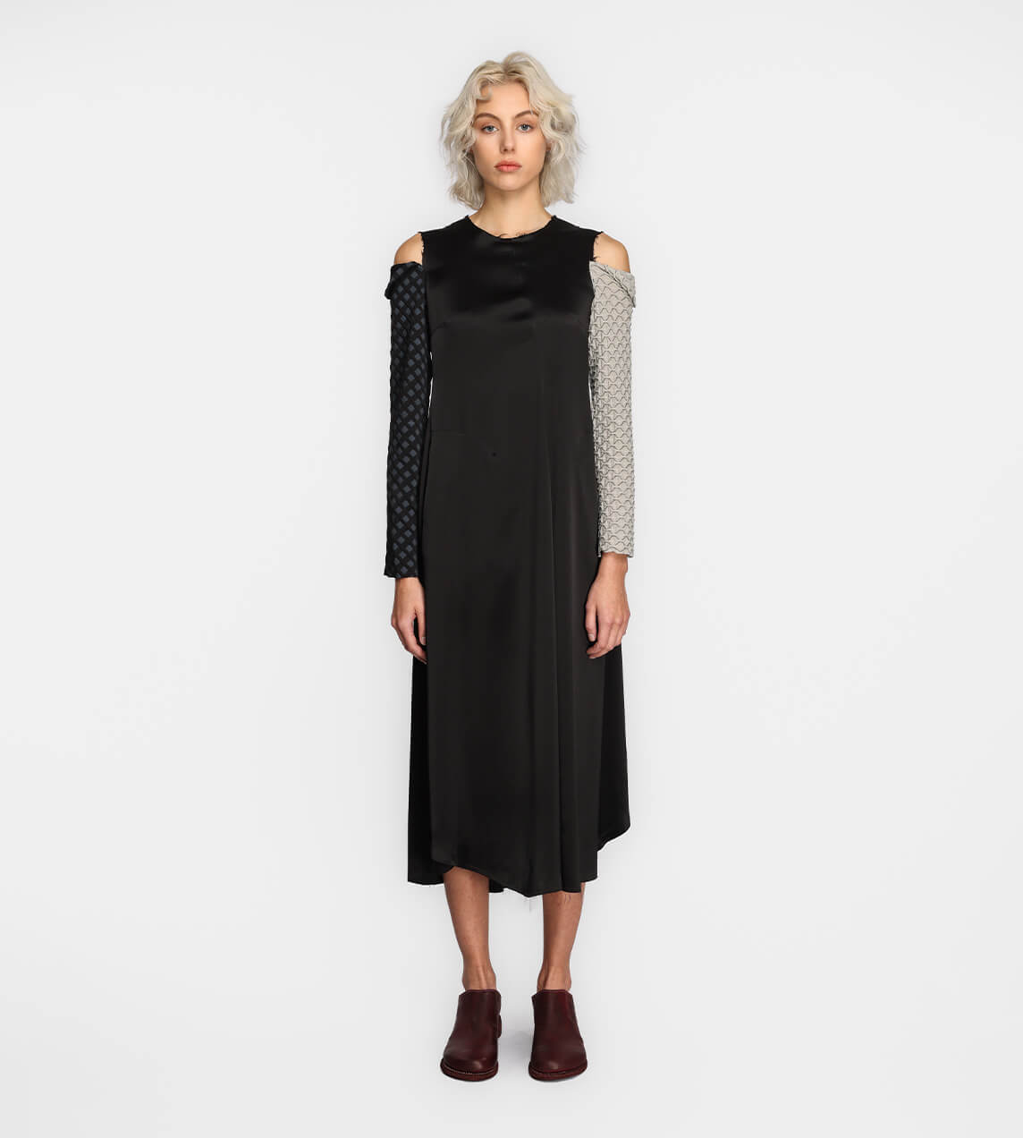 Song For The Mute - Long Sleeve Twisted Dress Black