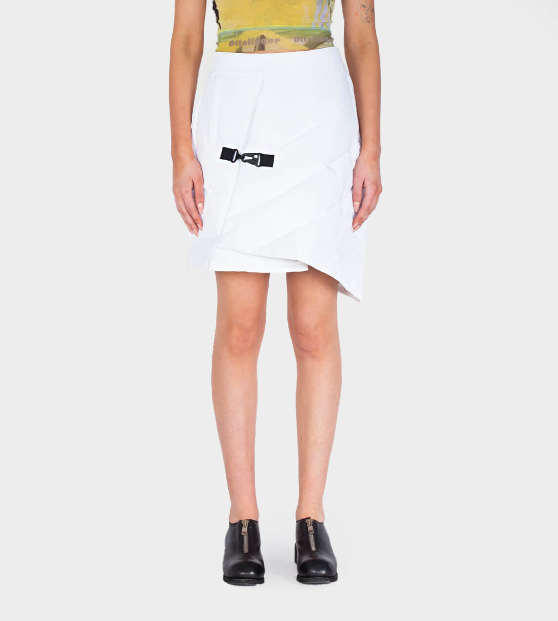 Chen Peng - White Buckle Side Puffa Skirt