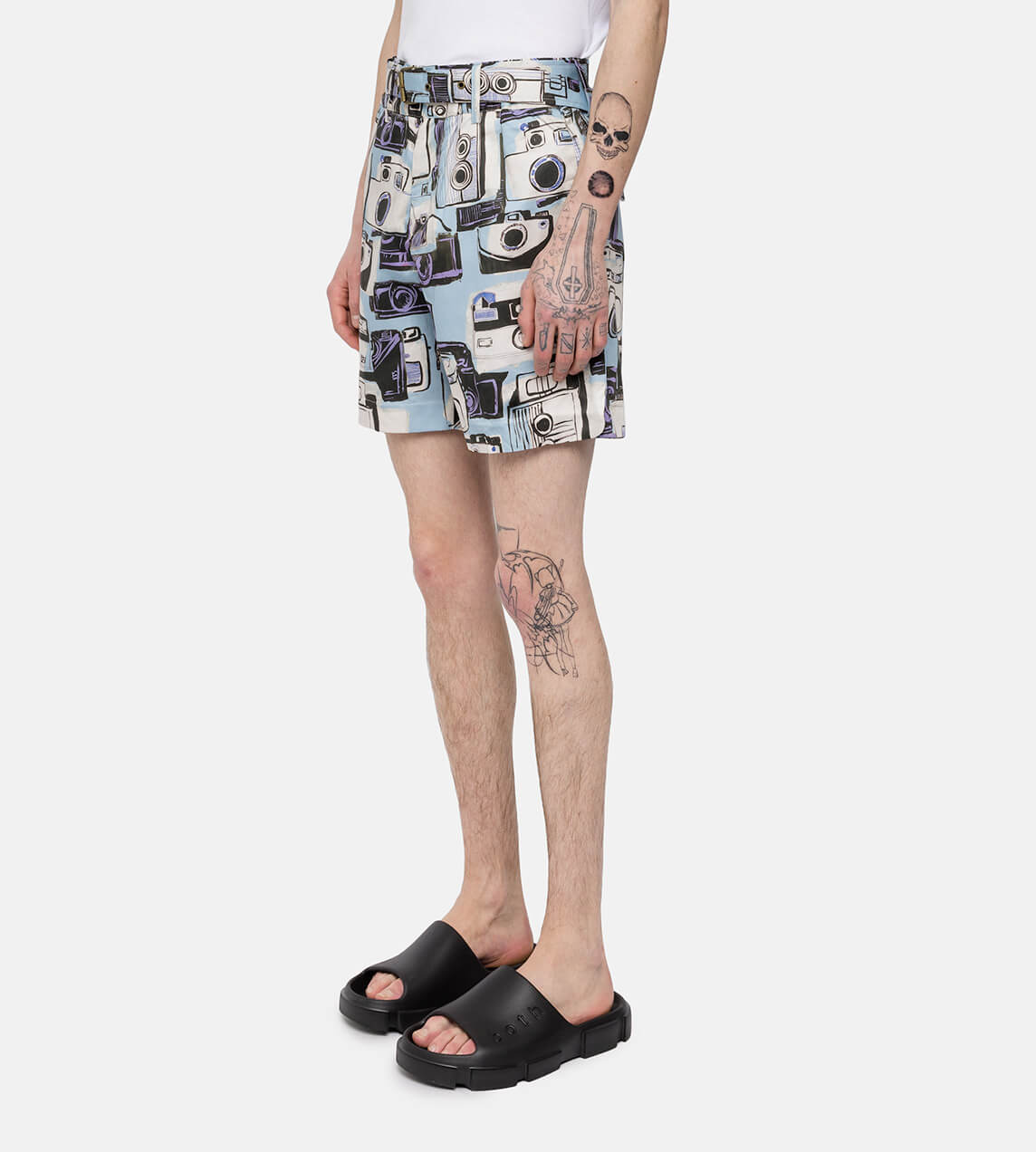 DAVI - Products Camera Printed Belted Short